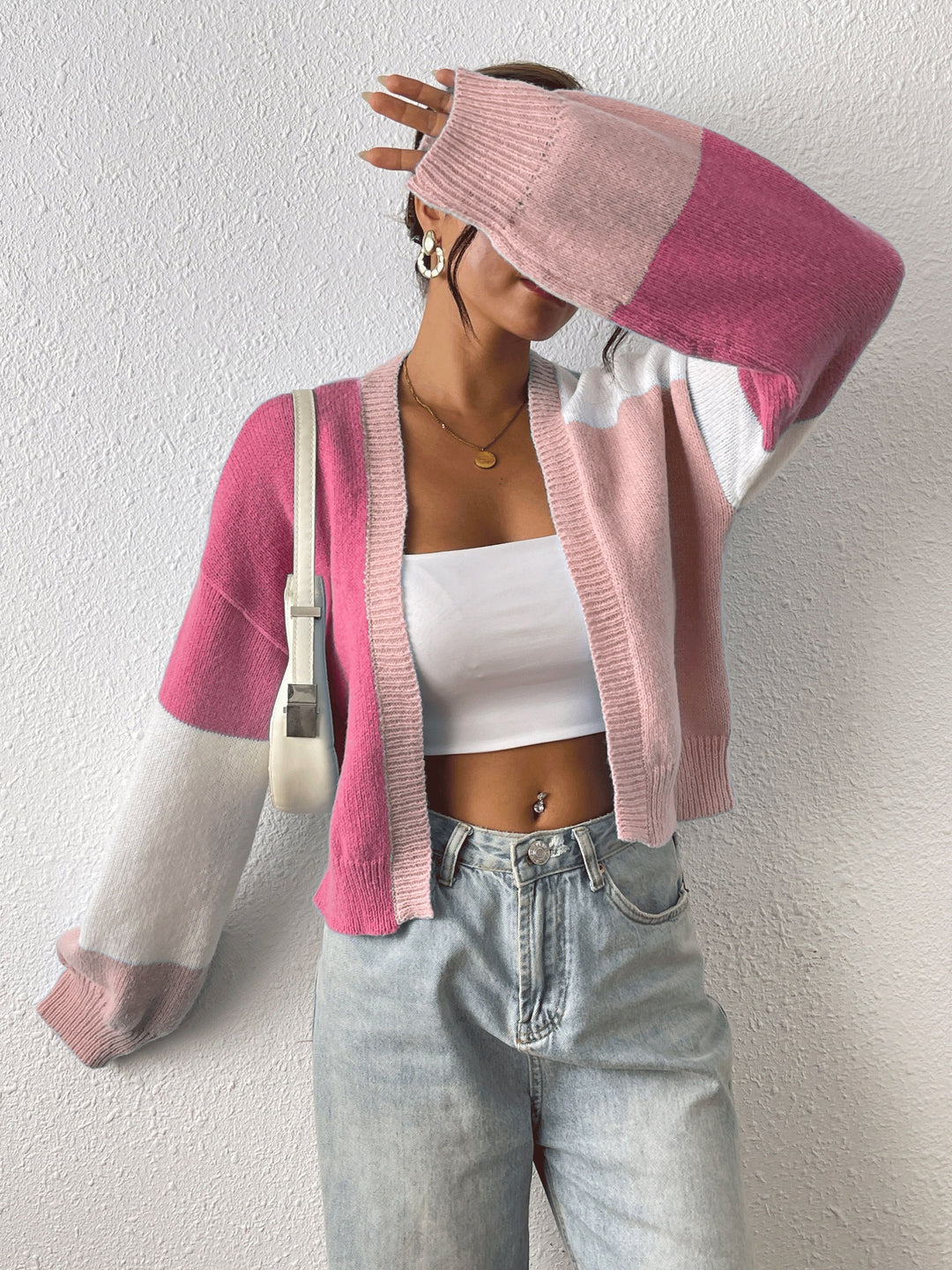 Alina | Farbblock-Strickjacke mit trendigem Look