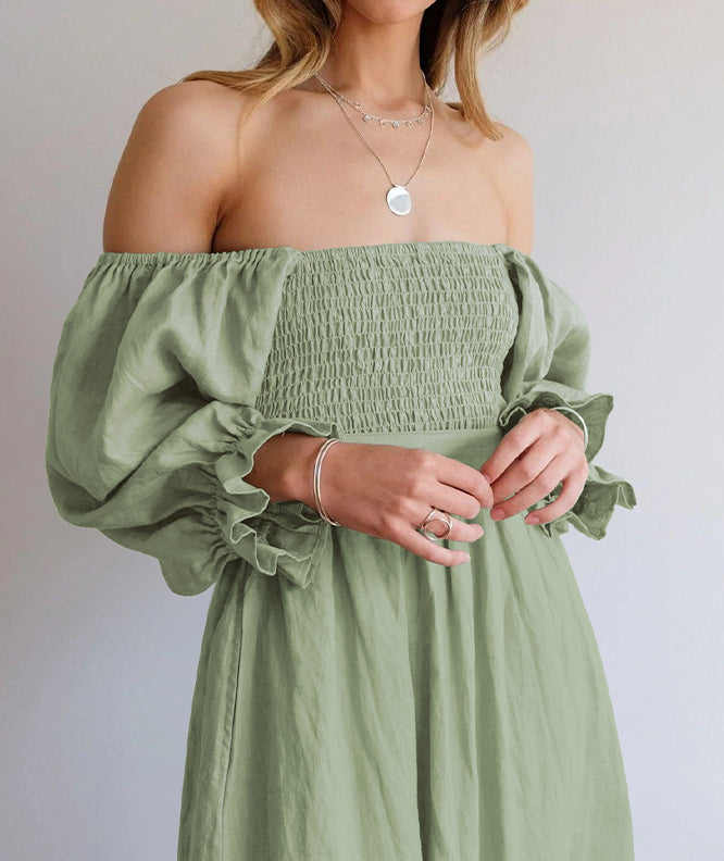 Französisches Kleid mit Laternenärmeln