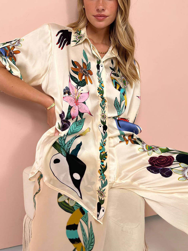 Moderne, anspruchsvolle Satinbluse mit einzigartigem Druck und übergroßer Bluse