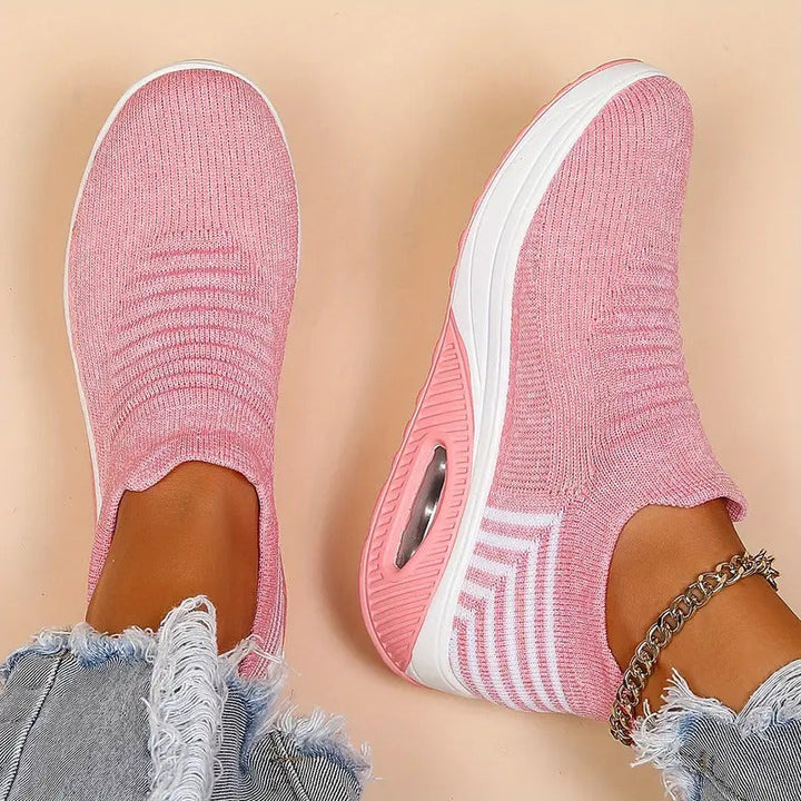CloudWalk | Atmungsaktive Damenturnschuhe mit extra Fußstütze