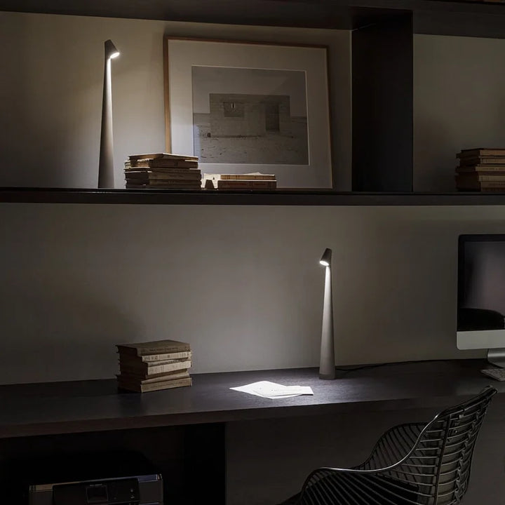 Minimalistische Leuchte für modernes Wohndesign