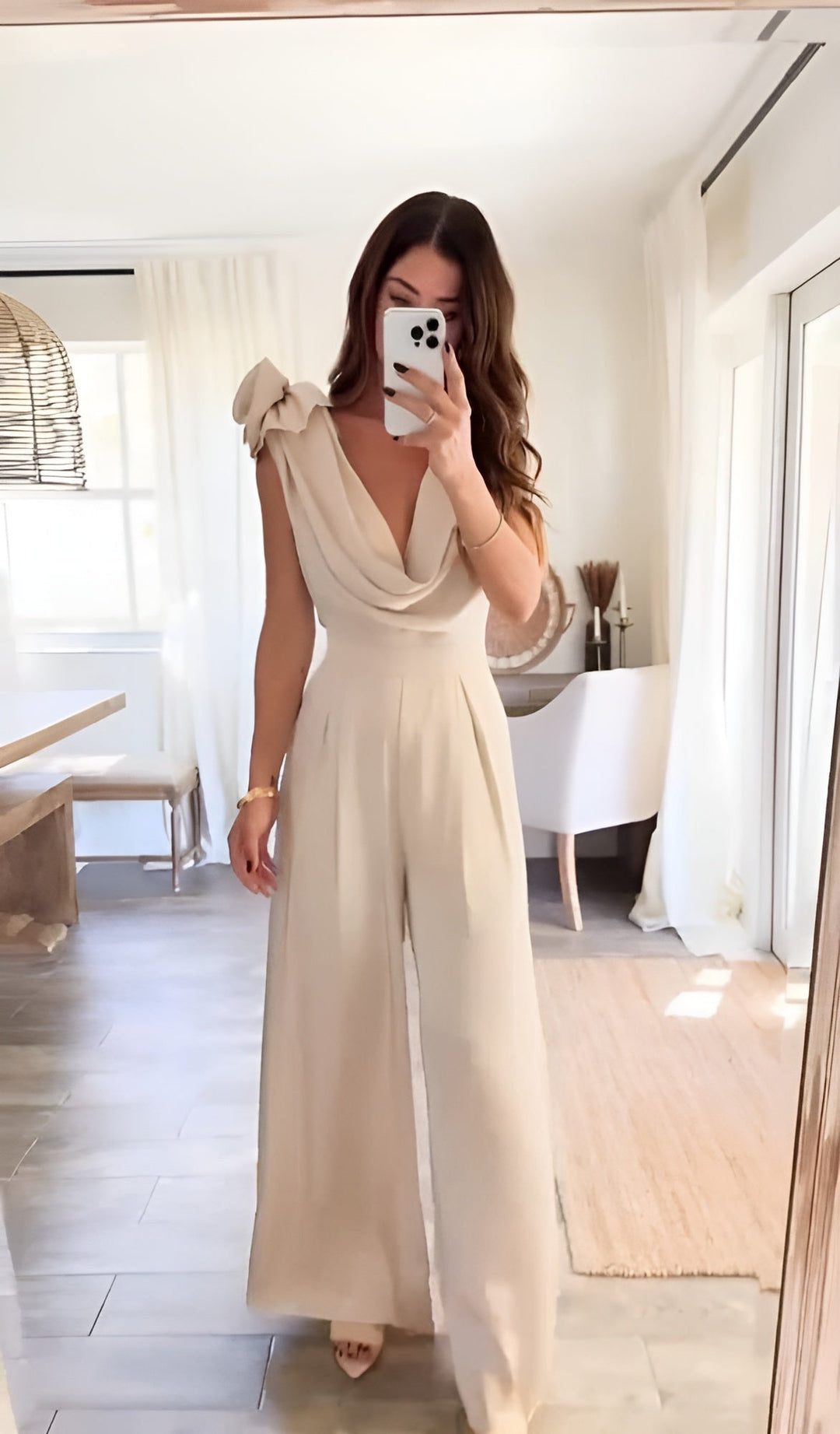 Orion | Jumpsuit mit Wasserfallausschnitt