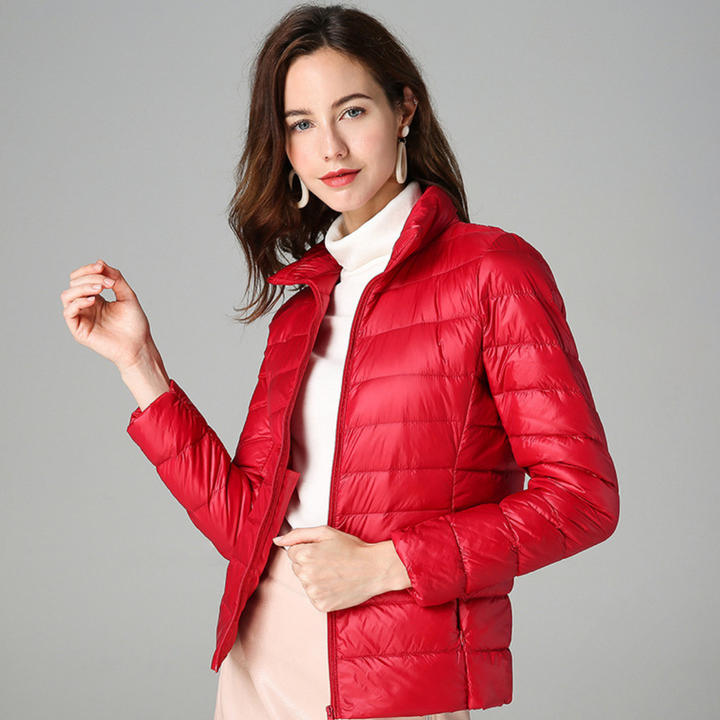 Lucia | Ultraleichte Damenjacke für Alltag und Reisen