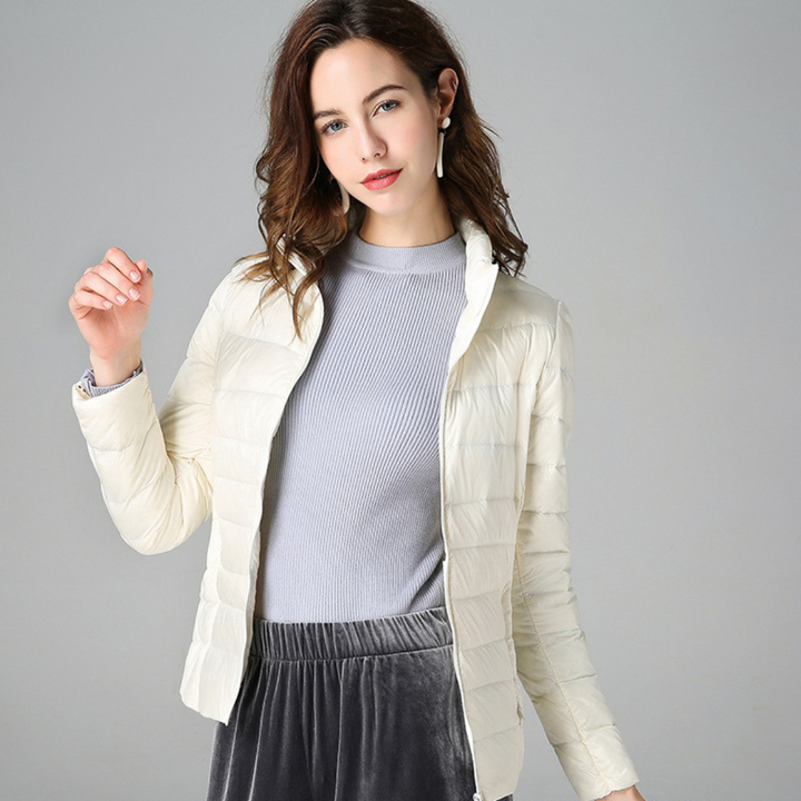 Lucia | Ultraleichte Damenjacke für Alltag und Reisen