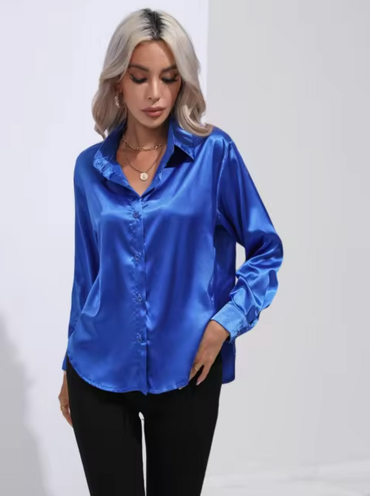 Satinbluse mit langen Ärmeln und elegant schimmerndem Glanz