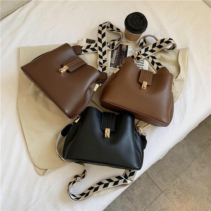 Carlotta Retro Eimertasche für Vintage-Looks mit modernem Flair