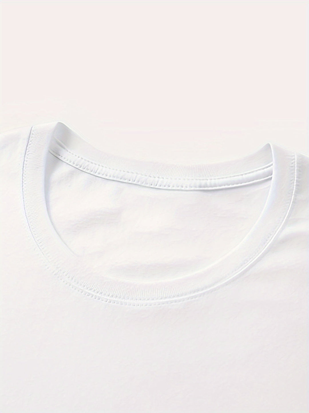 Claudia | T-Shirt mit Zitronen-Buchstabenprint
