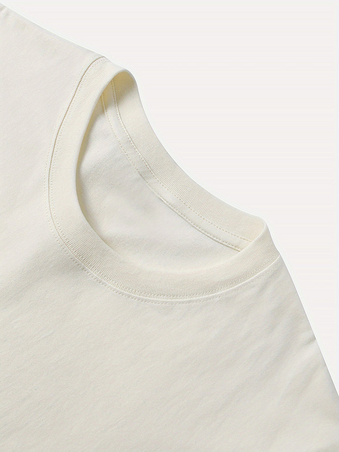 Claudia | T-Shirt mit Zitronen-Buchstabenprint