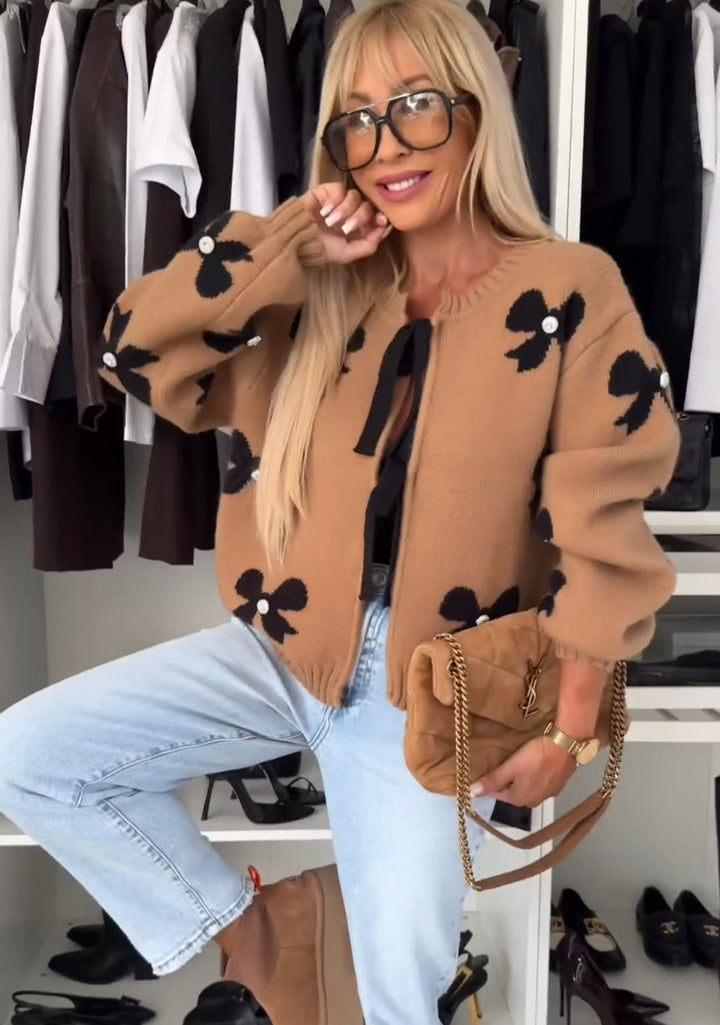 Luisa | Flauschige Strickjacke mit Schleifendetail