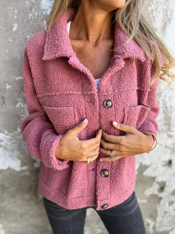 Priska | Kurze Wolljacke mit elegantem Aufschlag