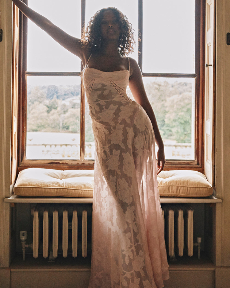 MAURICE | Romantisch elegantes Kleid mit Stil