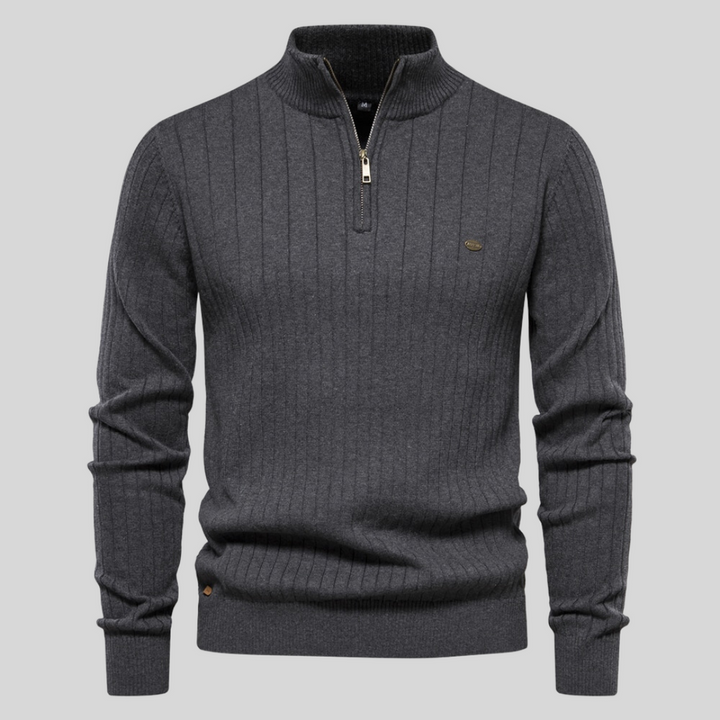 Daniel Weicher und warmer Rippenstrickpullover für kalte Wintertage