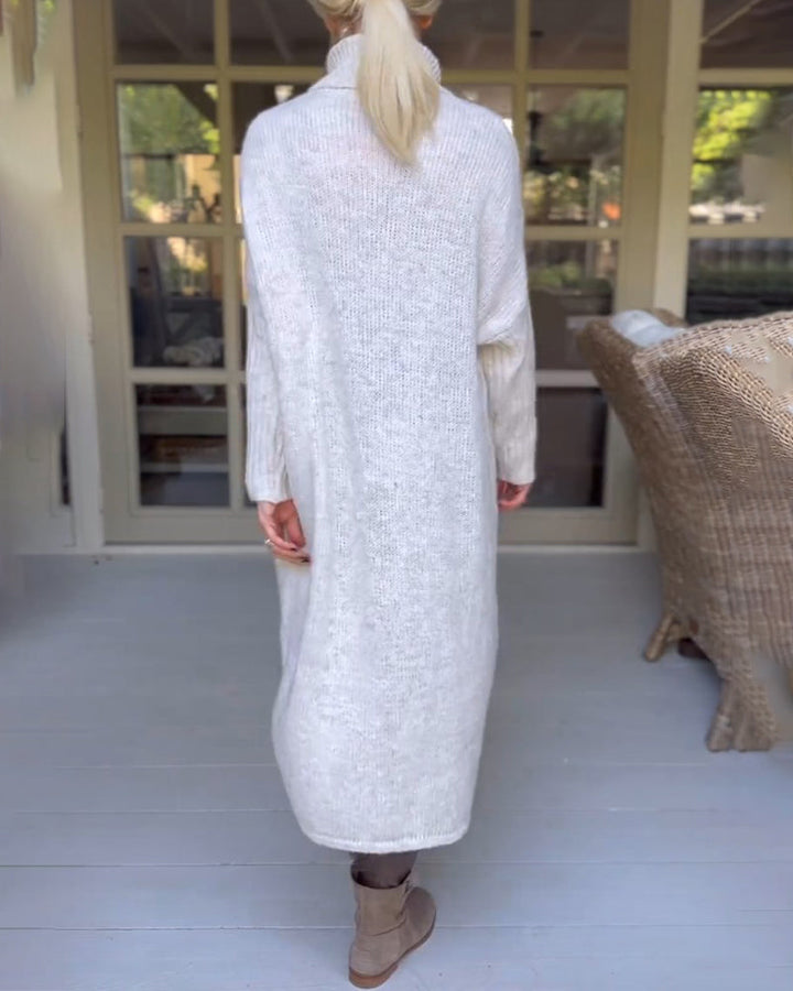 Hannah | Kuscheliger Pullover mit Stehkragen und Ärmeln