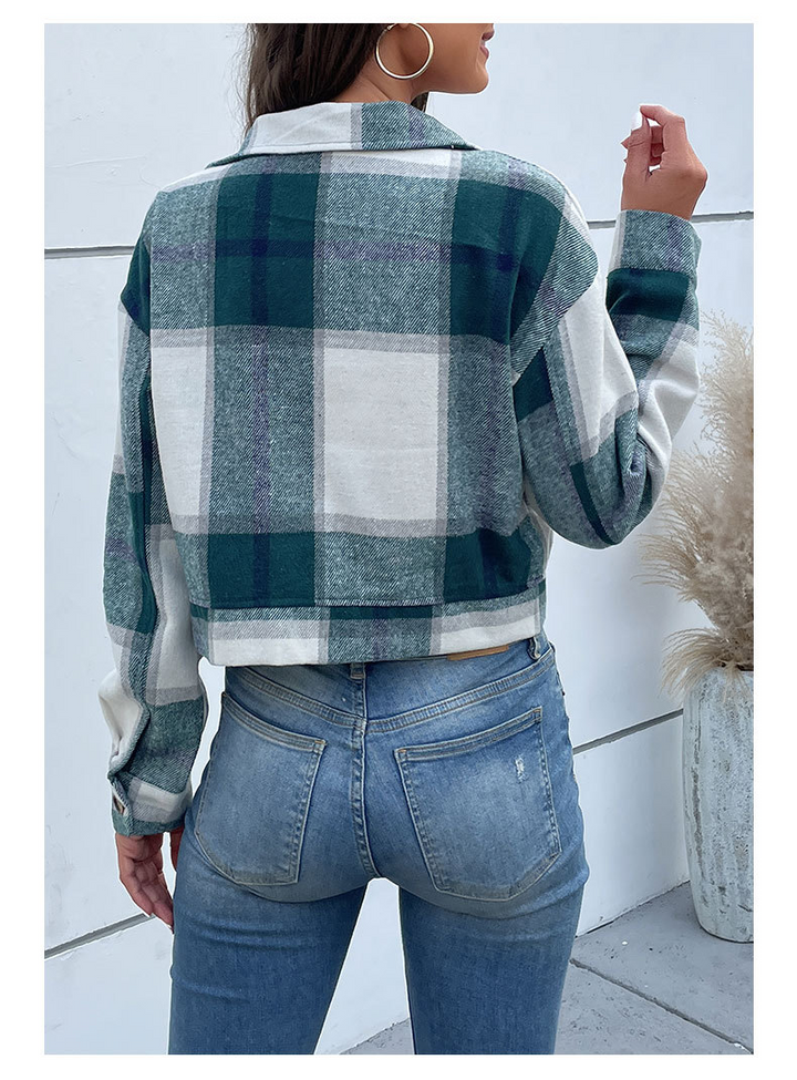 Gekürzte Jacke mit kariertem Revers