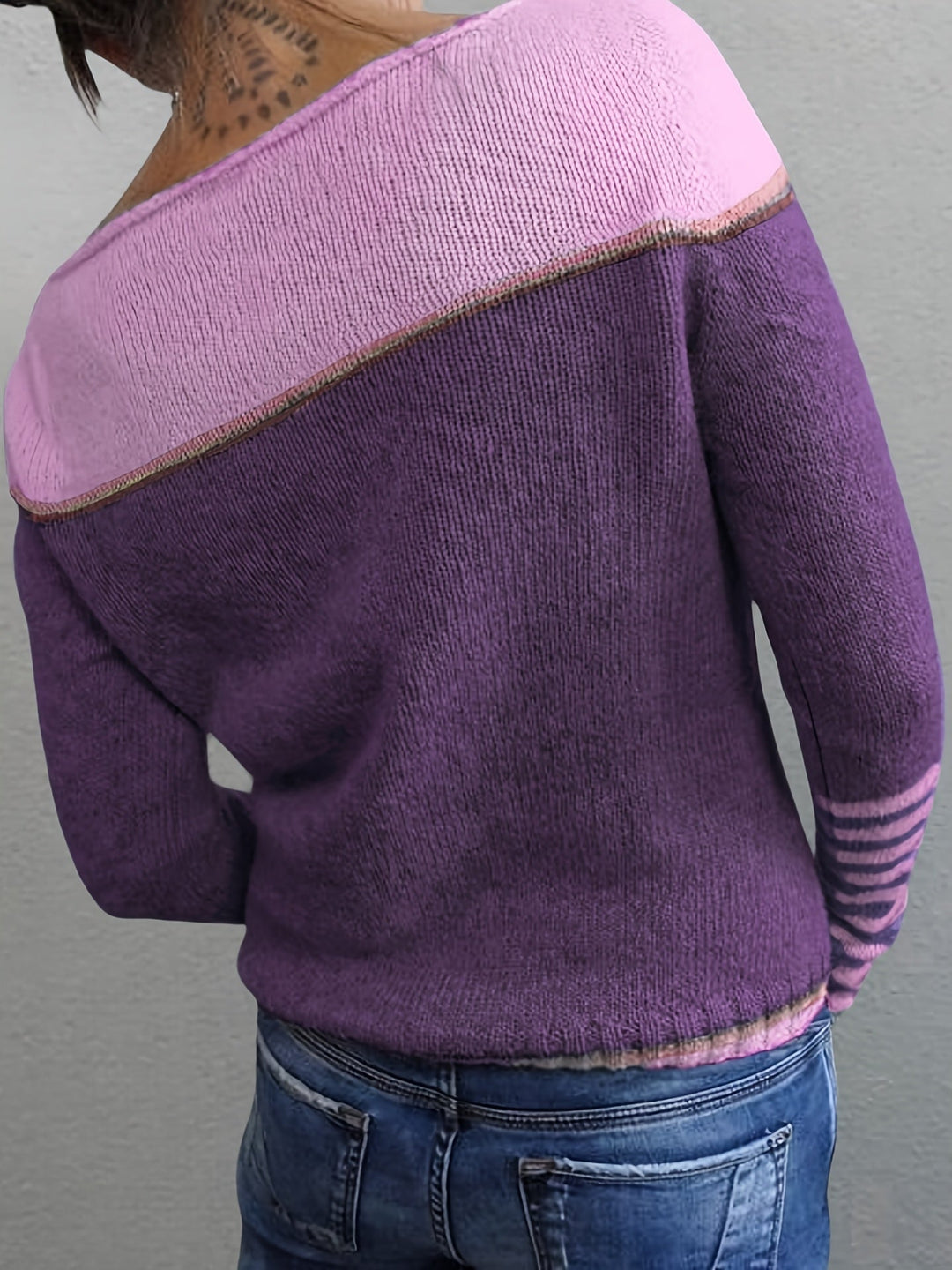 Greta | Eleganter Damen Pullover breit und gestreift