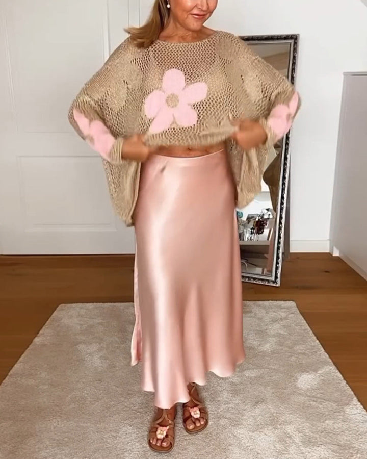 Bella | Lässiger Pullover mit floralem Muster und Seidenrockset