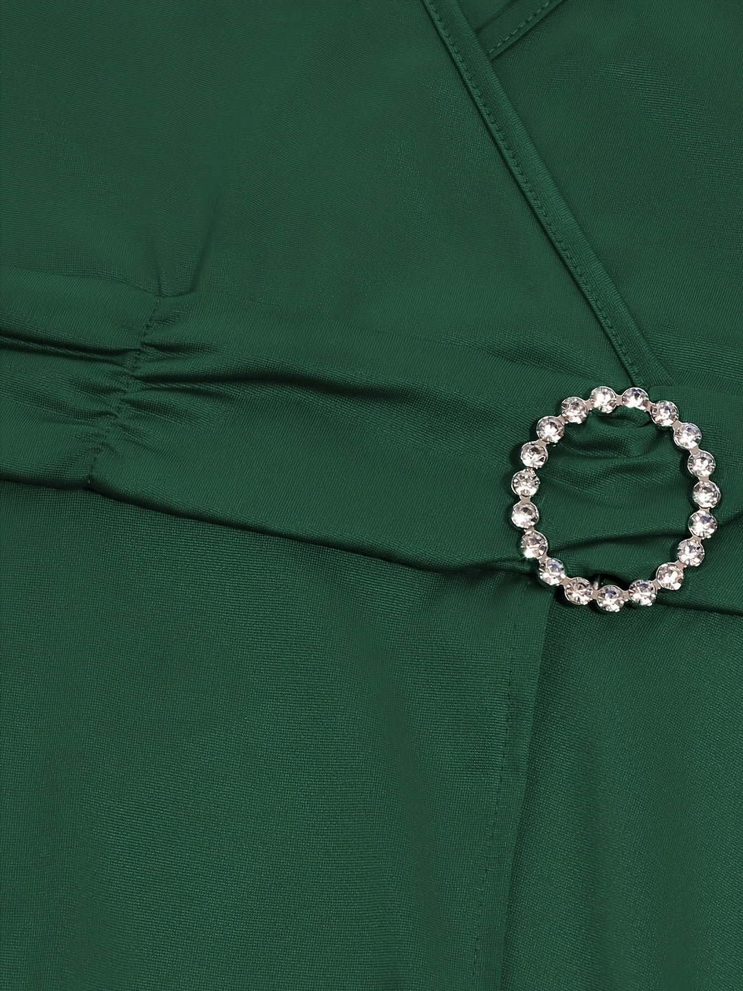 Elisa | V-Ausschnitt Midikleid mit asymmetrischem Saum