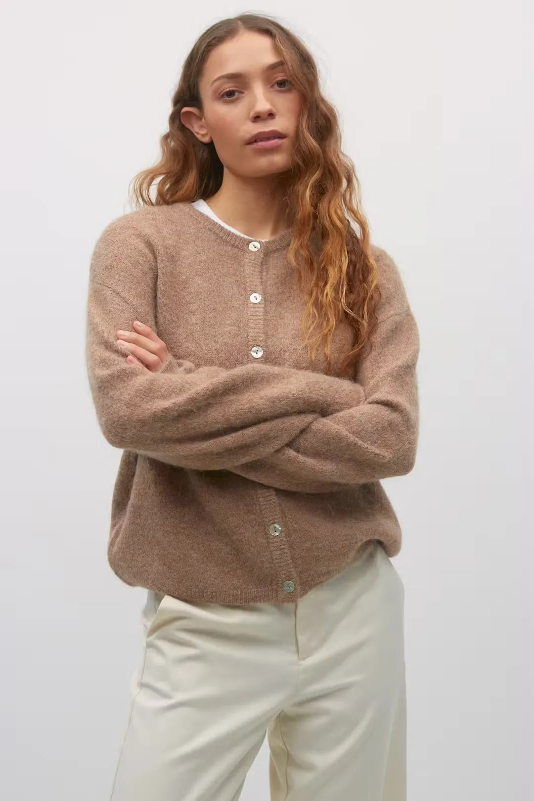 Nora | Gestrickter Cardigan für gemütliche Tage