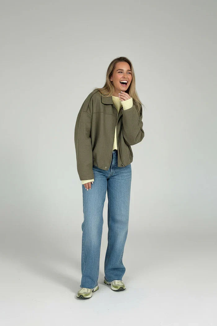 Mia | Elegante Wildleder Bomberjacke Damen für City-Looks
