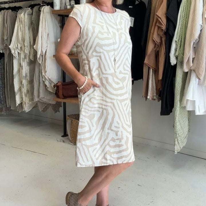Elena | Auffälliges Sommerkleid mit Rundhalsausschnitt