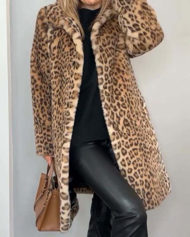 Amara | Lange weiche Jacke im stilvollen Leopardenmuster