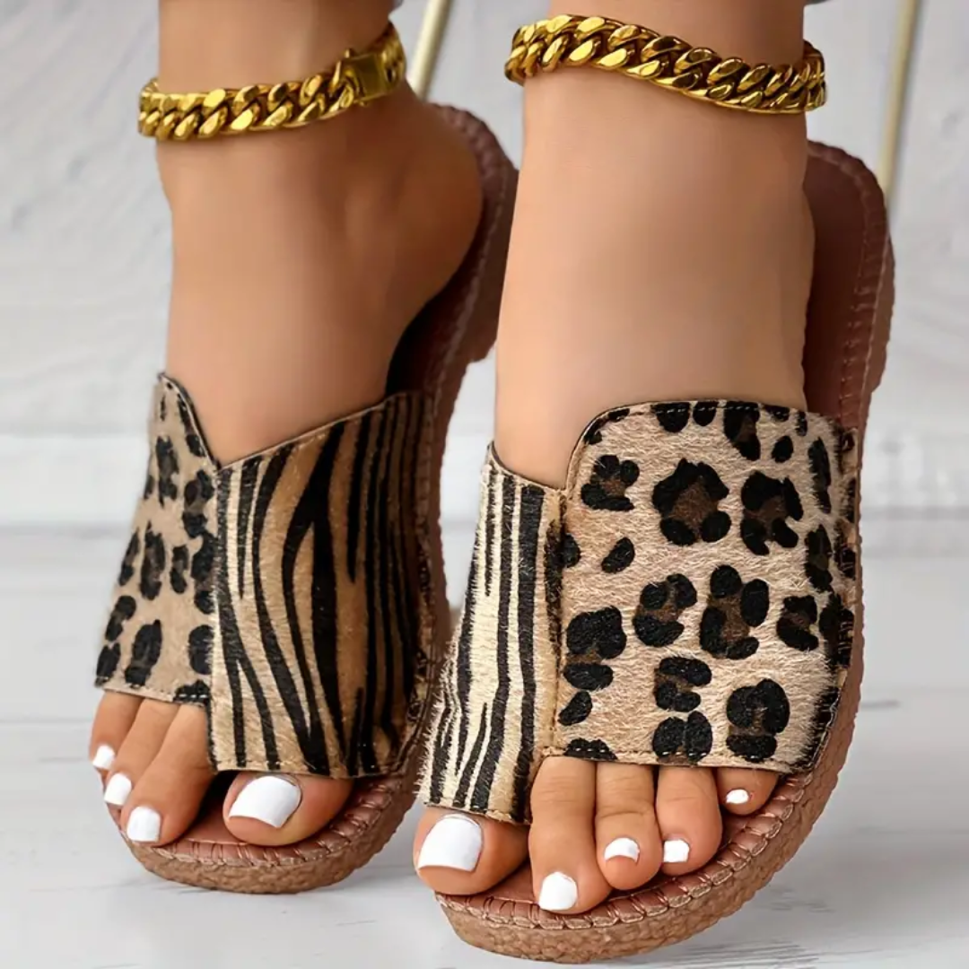 Anastasia | Stylische Sandalen mit Leopardmuster