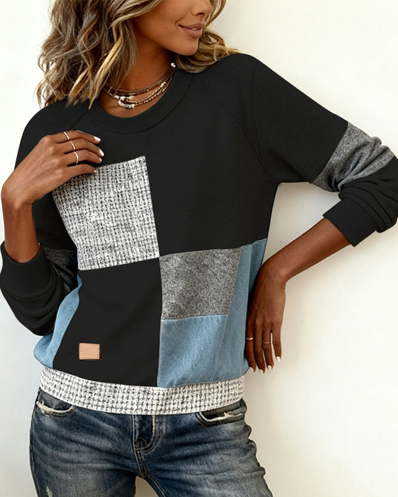 Julia | Casual Damen Pullover modern & farbig getragen