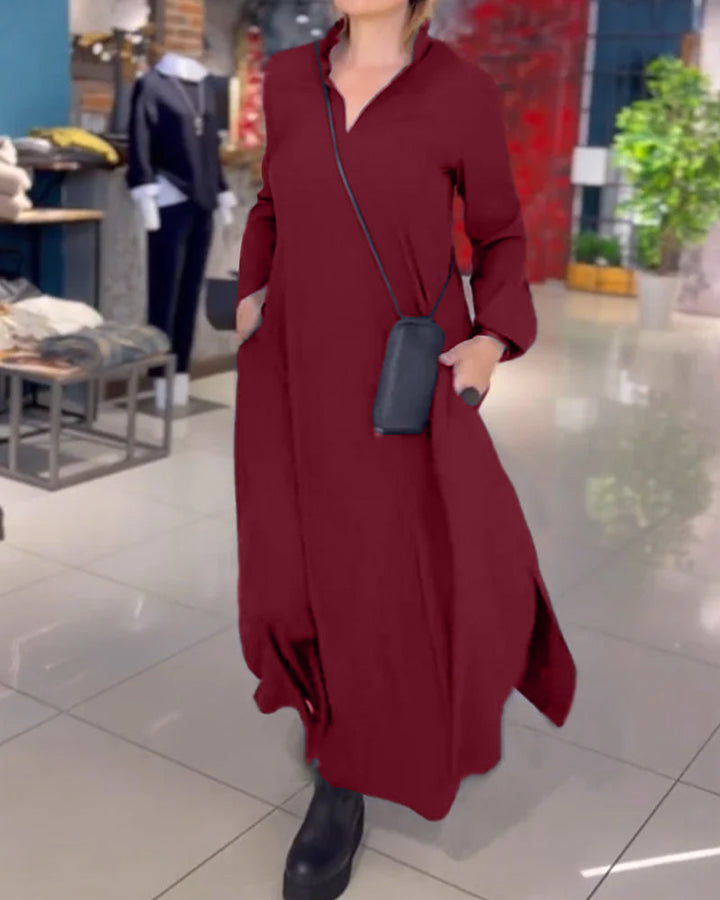 THESS | Langes, lockeres Kleid mit Umschlägen und Seitenschlitz