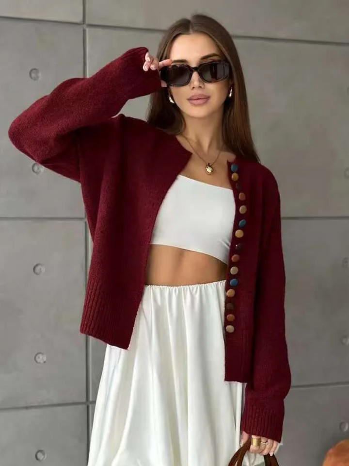 Victoria | Eleganter Damen Cardigan mit dekorativen Knöpfen