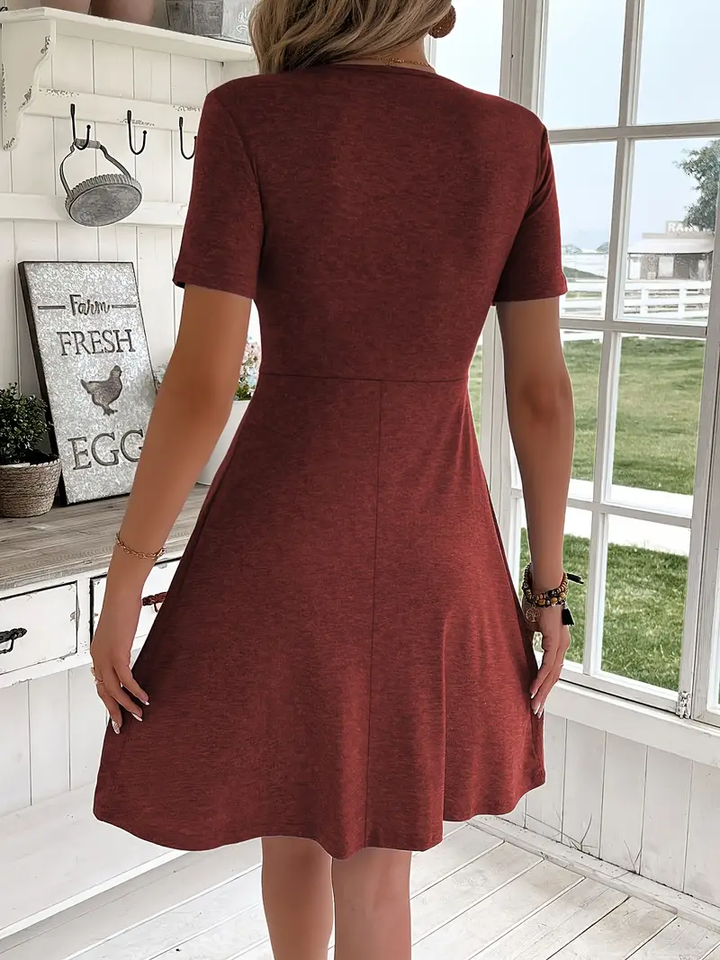 Mila | Kurzarm V-Ausschnitt Twistkleid