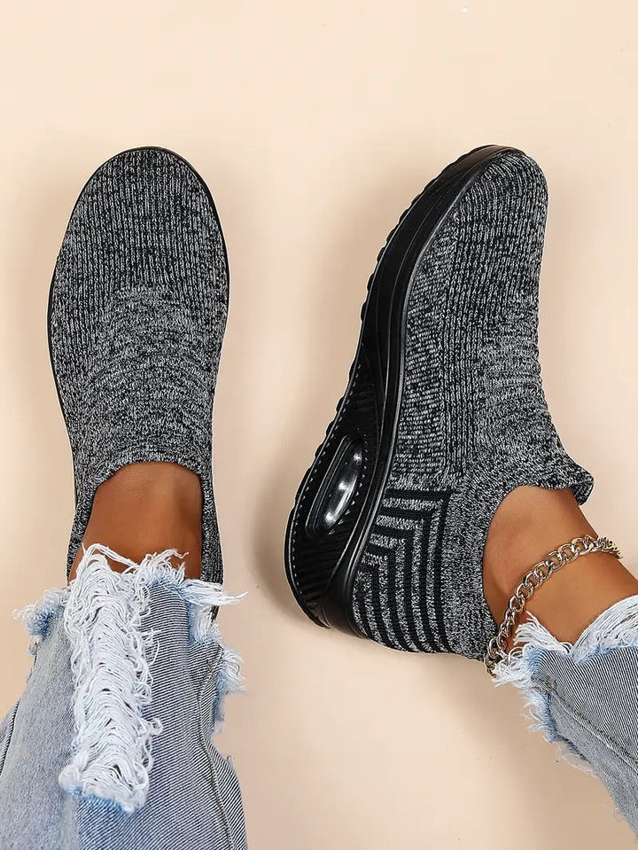 CloudWalk | Atmungsaktive Damenturnschuhe mit extra Fußstütze