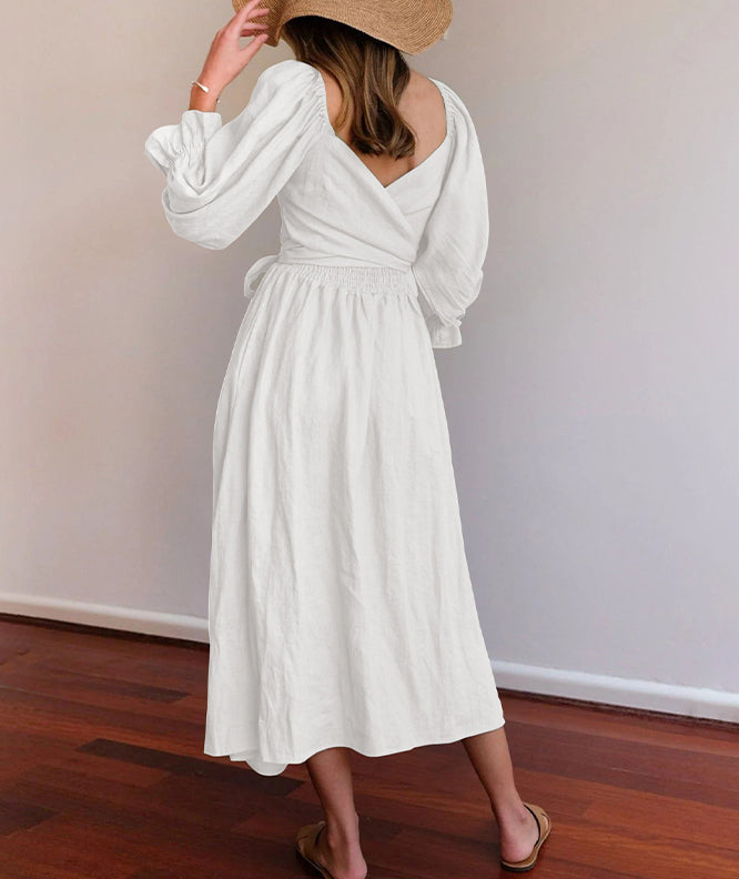 Französisches Kleid mit Laternenärmeln
