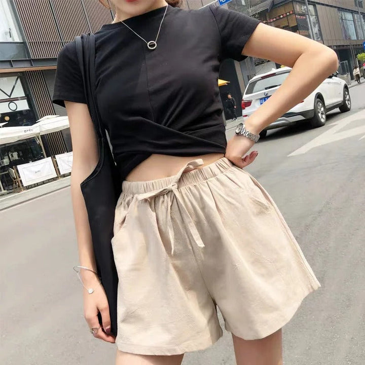 Elara | Leinen Shorts mit schrägen Taschen