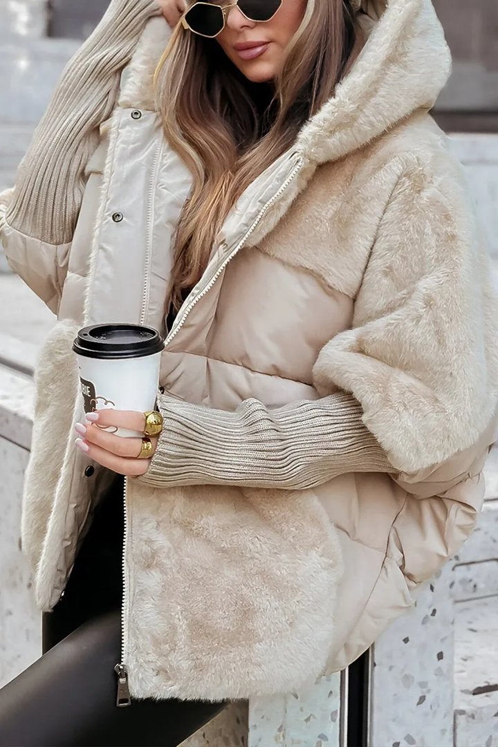 Lilly | Gefütterte Damenjacke mit Kapuze