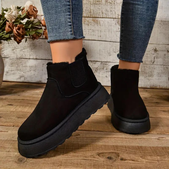 Nordica | Plüschige Stiefel für Winterkomfort