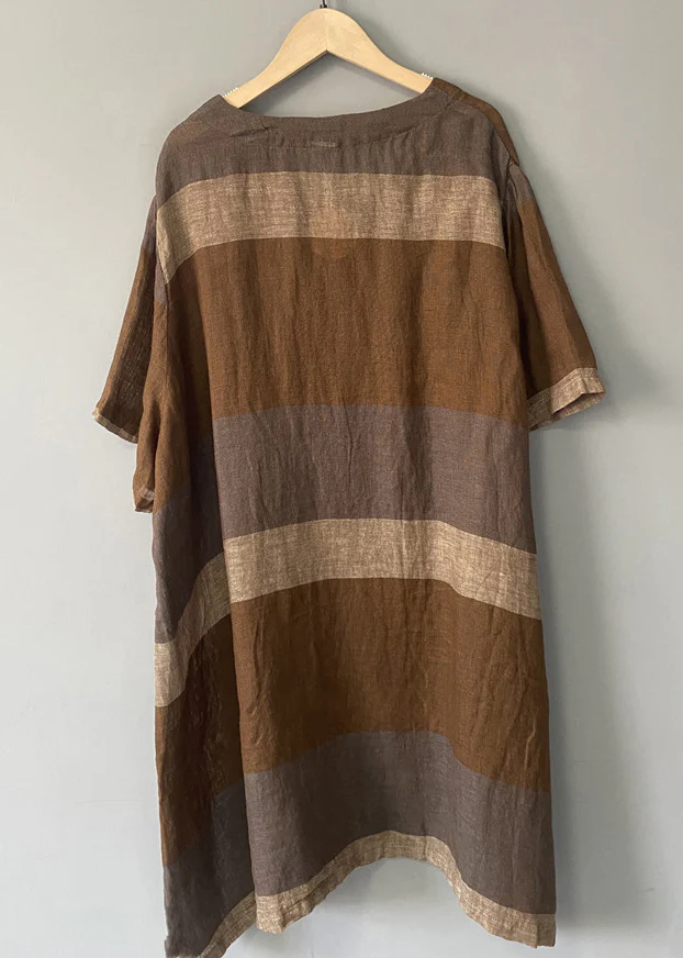 Leinen Midikleid mit V-Ausschnitt und kurzen Ärmeln
