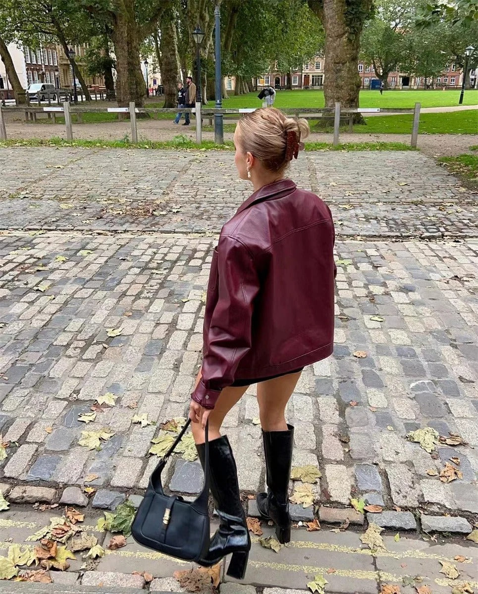 Sophia | Luxuriöse rote Lederjacke für den Herbsttrend