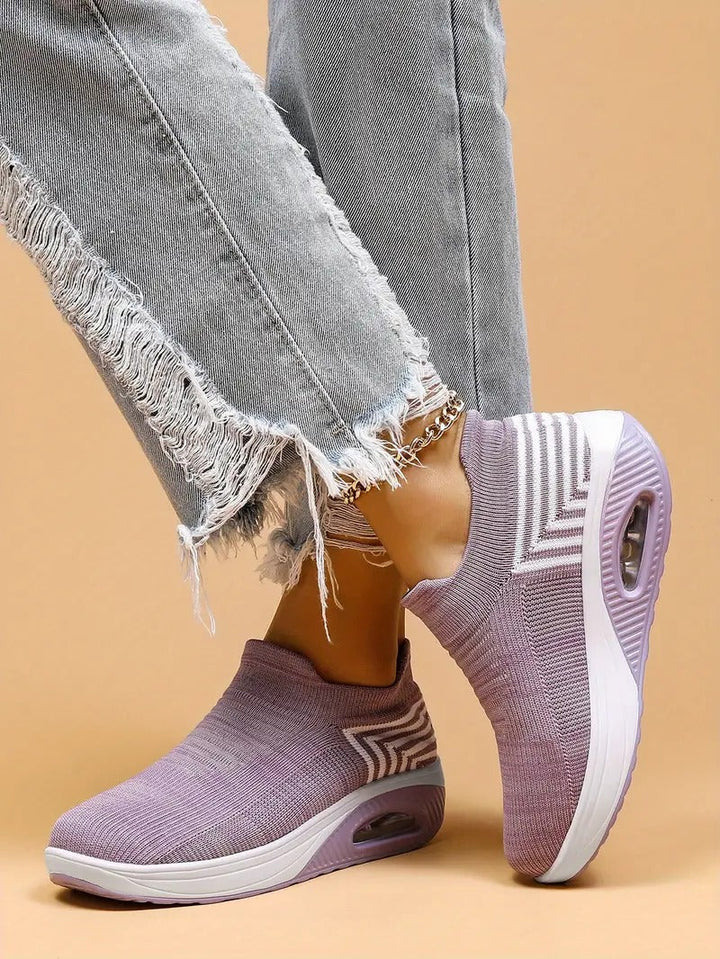 CloudWalk | Atmungsaktive Damenturnschuhe mit extra Fußstütze