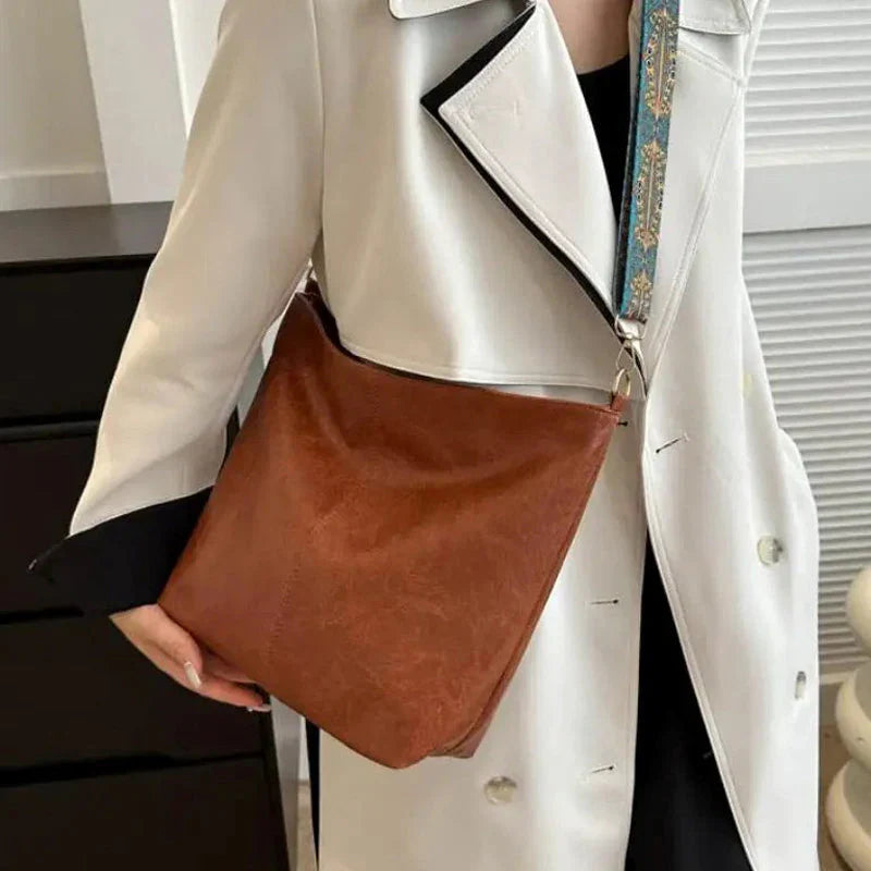 Esther | Alltagstasche mit funktionalem, modischem Design