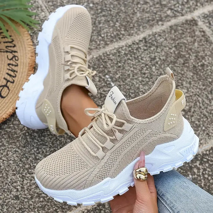 Alina | Lässige Sneaker für stilvolle Auftritte
