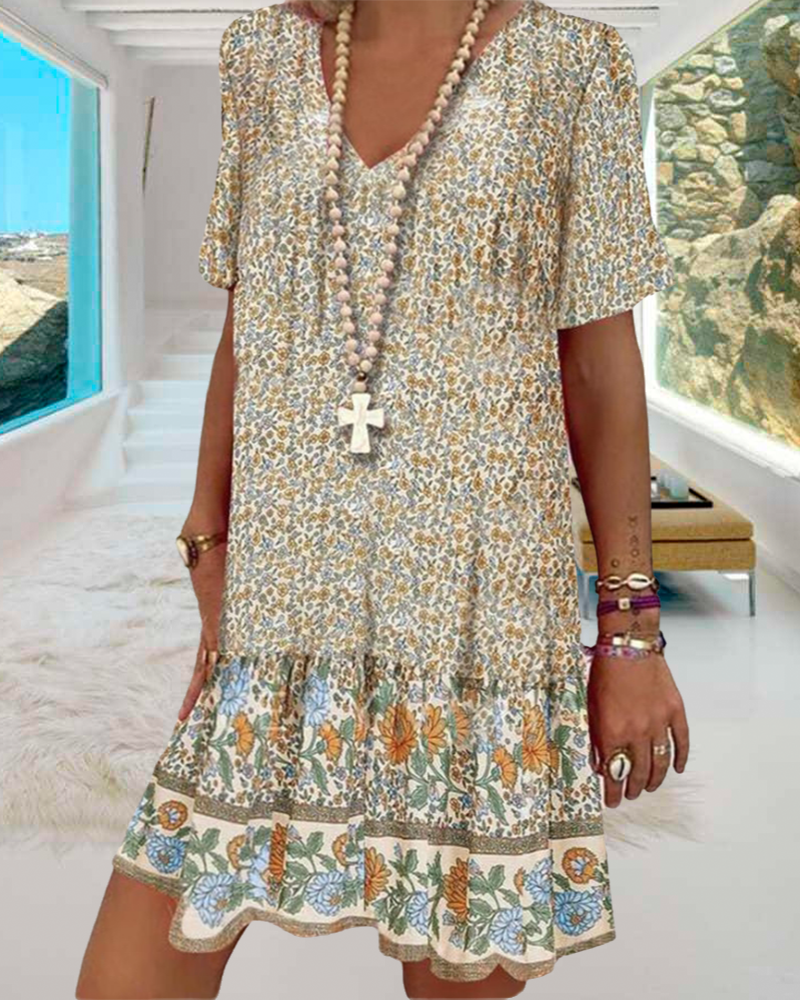 Hannah | Kurzärmeliges Kleid mit Blumendruck und V-Ausschnitt