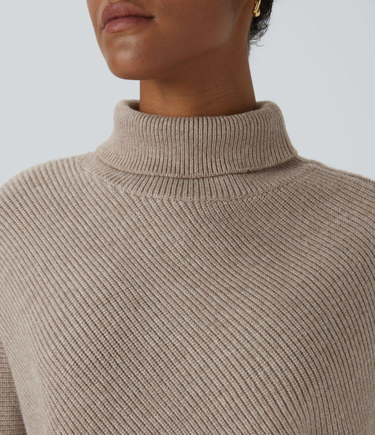 Amaya | Schlanker Damenpullover mit modernem Saumdesign