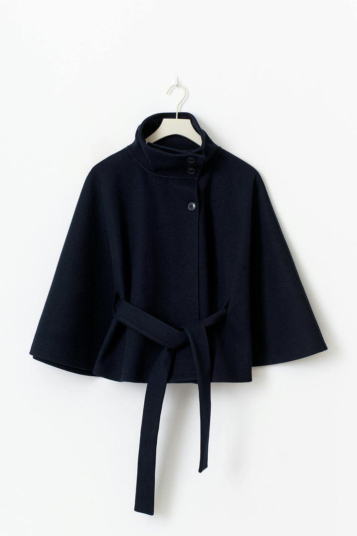 Sophie | Elegante Jacke Damen mit High-Neck & Gürtel