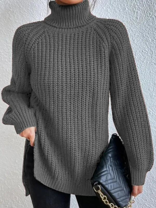 Helena | Rollkragenpullover mit geteiltem Saum und Raglanärmeln