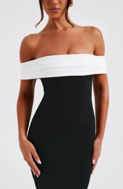 REBECCA | Schulterfreies, tailliertes Kleid