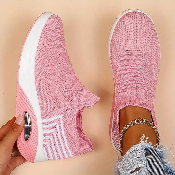 CloudWalk | Atmungsaktive Damenturnschuhe mit extra Fußstütze