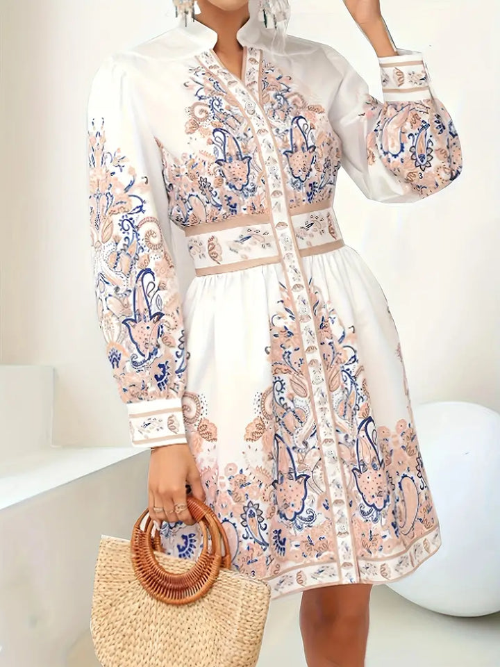Ferien | Maxikleid mit V-Ausschnitt und langen Ärmeln mit Blumendruck