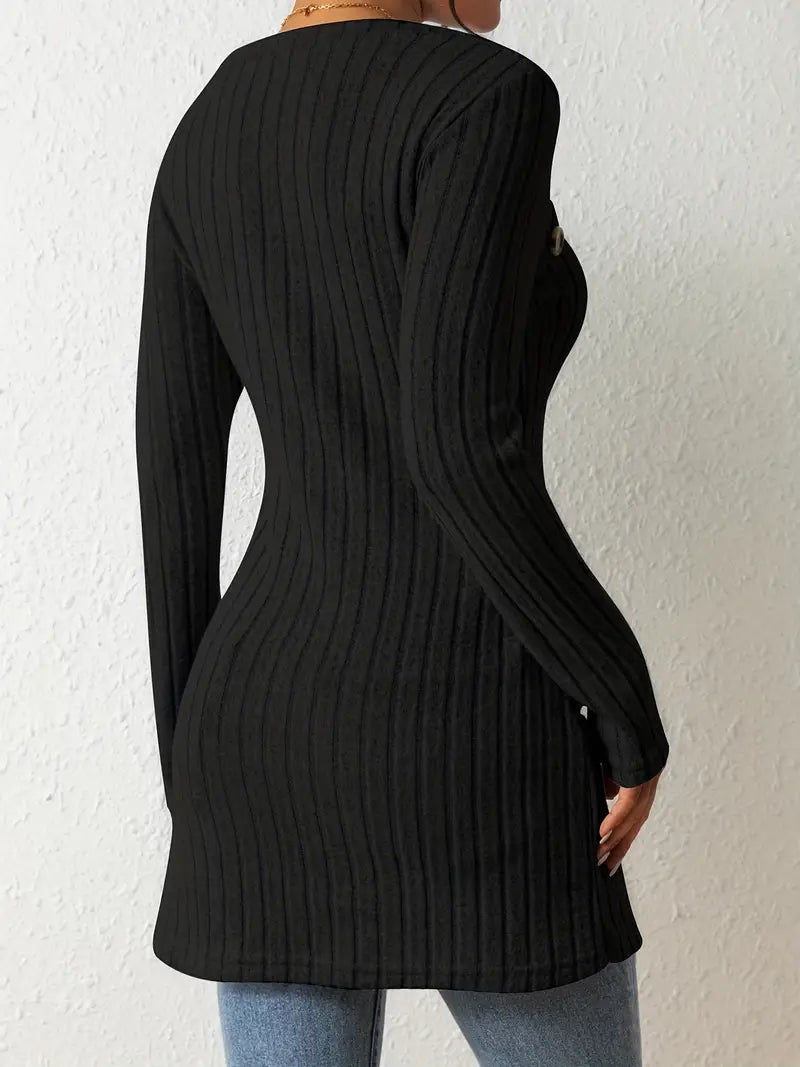 Camille | Asymmetrisches Oberteil mit Knopfdetails