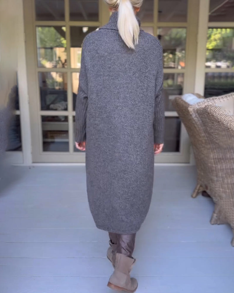 Hannah | Kuscheliger Pullover mit Stehkragen und Ärmeln