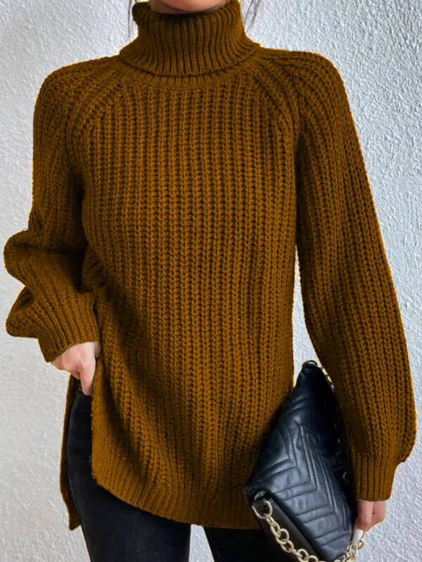 Helena | Rollkragenpullover mit geteiltem Saum und Raglanärmeln